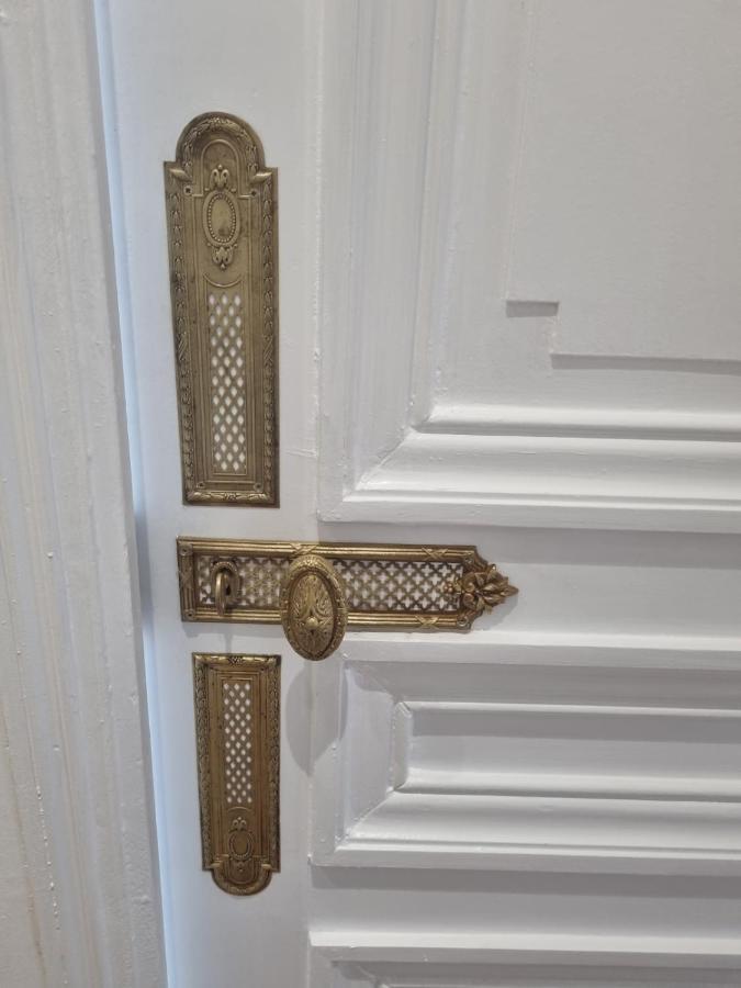 Face Chateau St Germain En Laye, Appartement 4 A 6 Personnes, 23 Min De Paris Champs-Elysees Saint-Germain-en-Laye Exterior foto